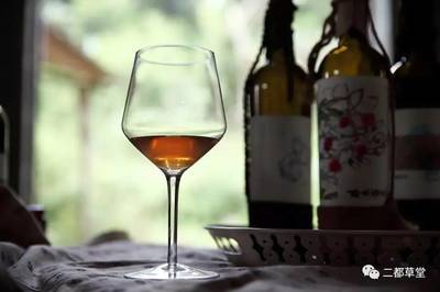 上虞二都楊梅目前的深加工產(chǎn)品,廣大梅農(nóng)請收好,游客準備好手帕擦口水